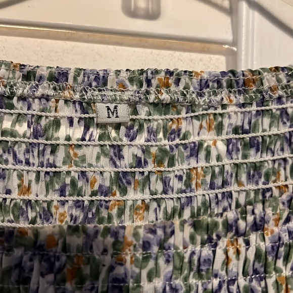 Long sleeve Peasant Deess - Picture 5 of 7